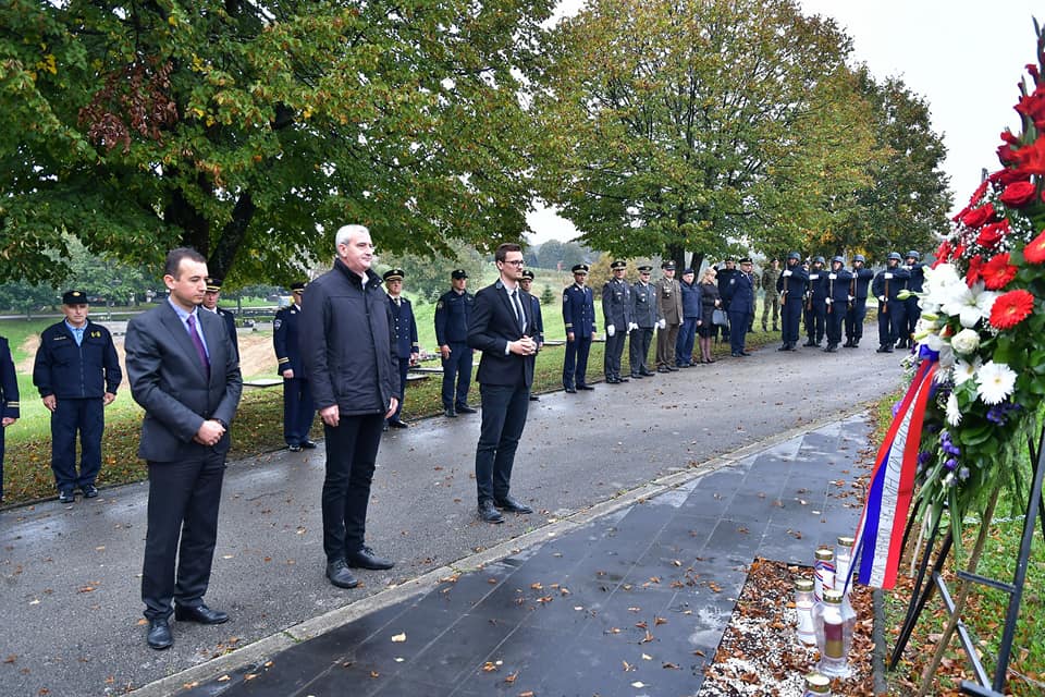 120370589 1251744631860242 2993892552103373795 n