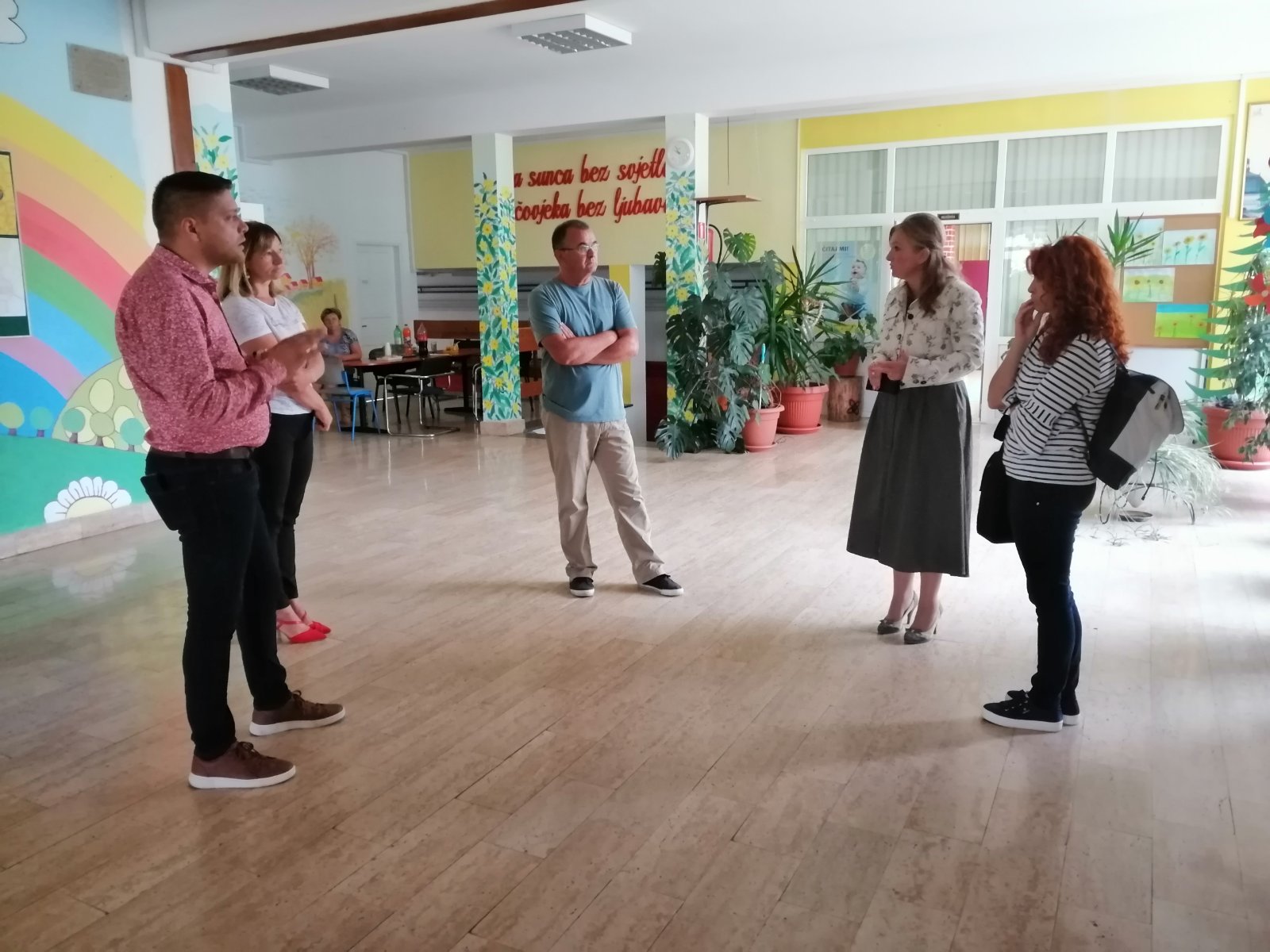 IMG 04eb391e7024396f875e11e3958fa2d1 V