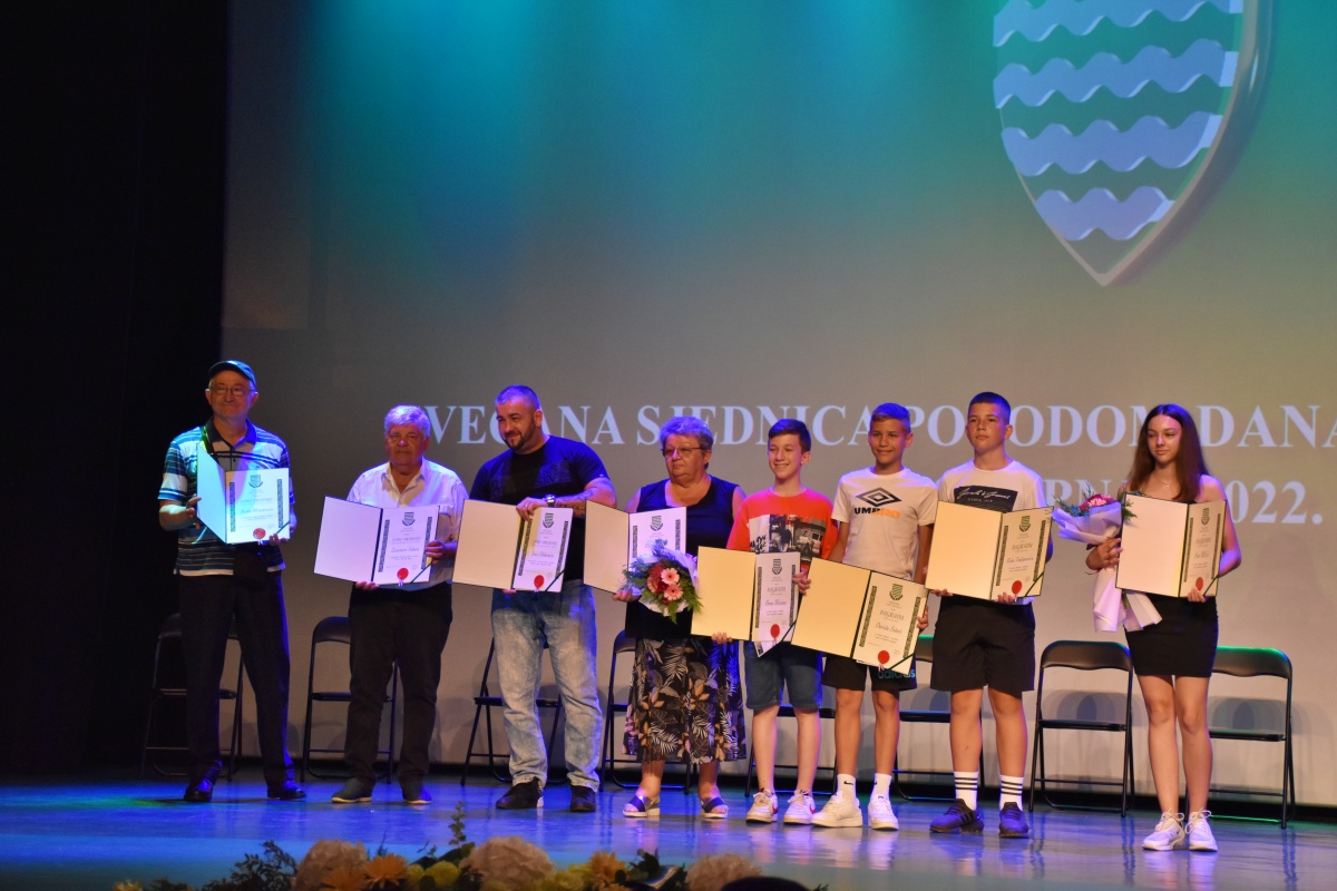 Sveč. sjednica Duge Rese 15