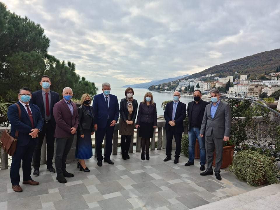 viber slika 2020 12 04 14 02 35