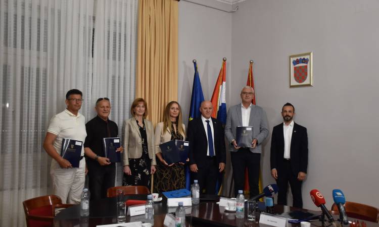 Za projekte zelene infrastrukture u Karlovačkoj županiji dodijeljeni ugovori vrijedni 4,2 milijuna eura